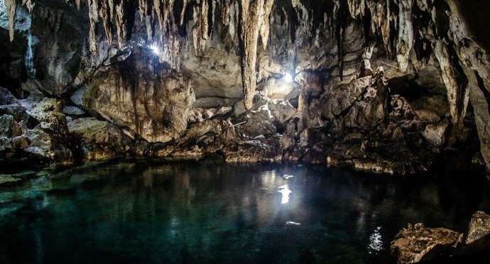 Пещеры Бохола